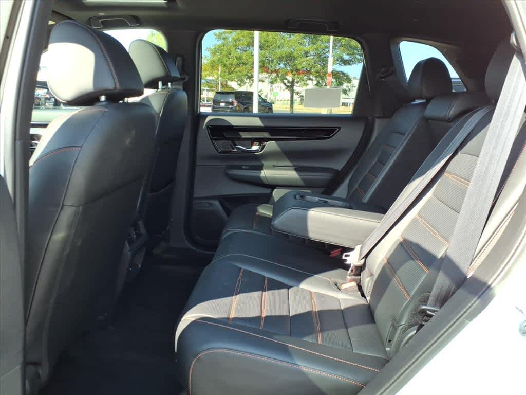 2024 Honda CR-V Hybrid Sport Touring photo 12