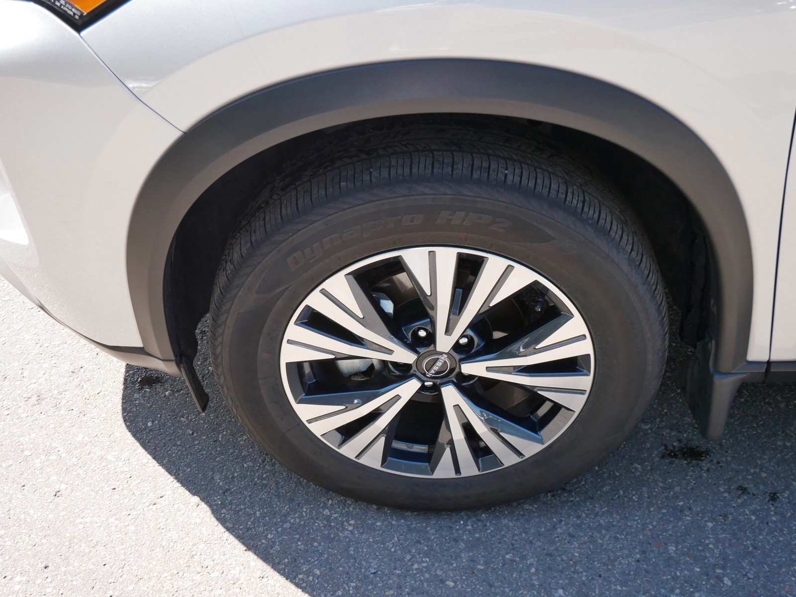 2023 Nissan Rogue SV photo 9