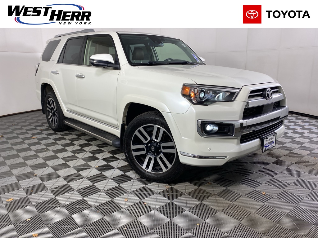 2021 Toyota 4Runner Limited's photo