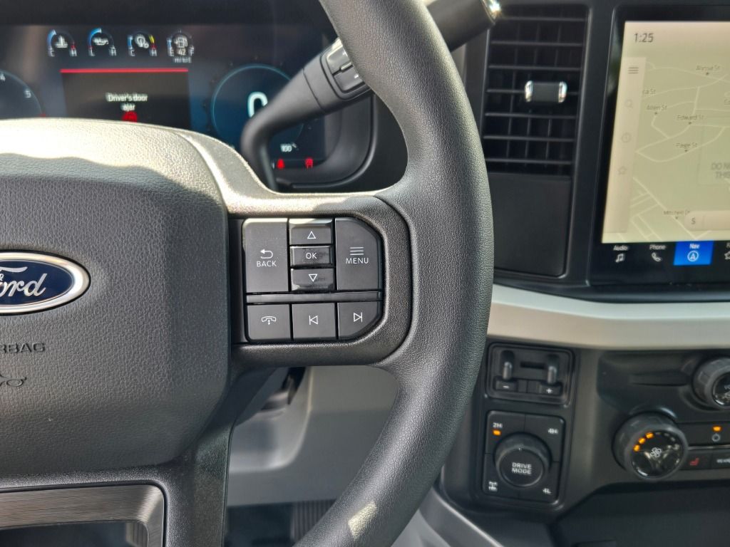2026 Ford F-350 XLT photo 30