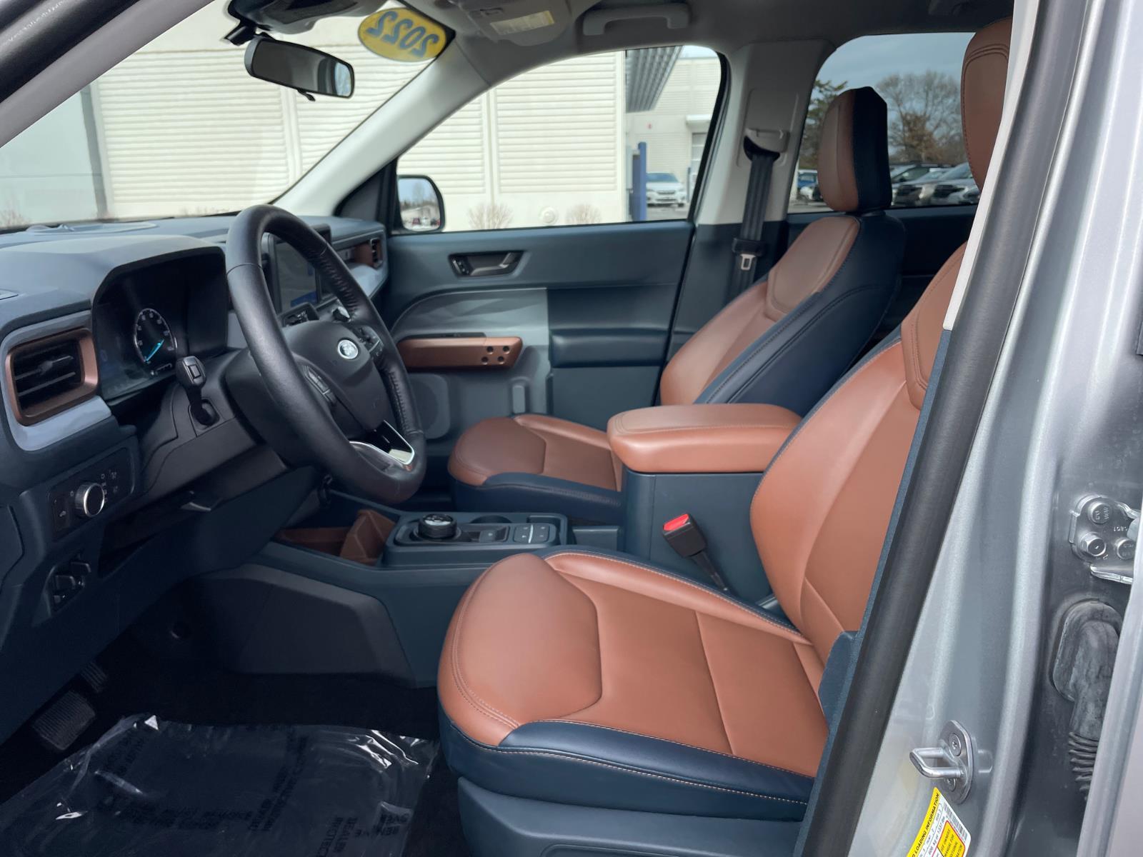 Used 2022 Ford Maverick Lariat with VIN 3FTTW8F96NRA63014 for sale in Kansas City