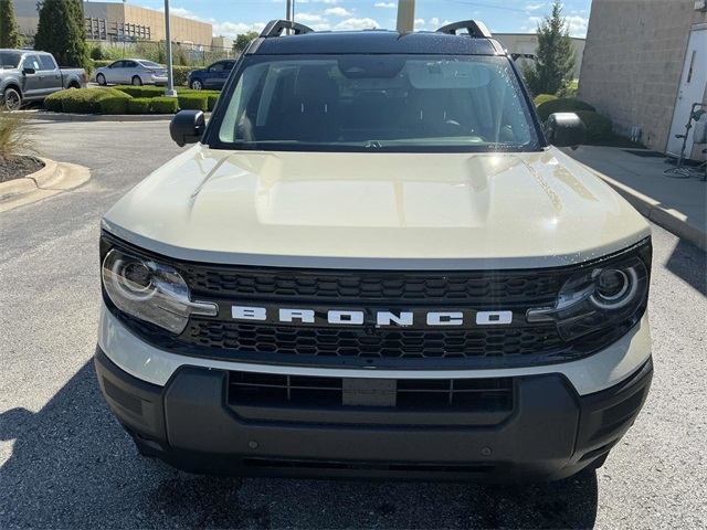 2025 Ford Bronco Sport Outer Banks photo 8