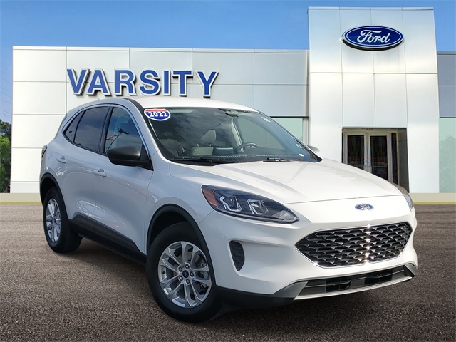 2022 Ford Escape SE's photo