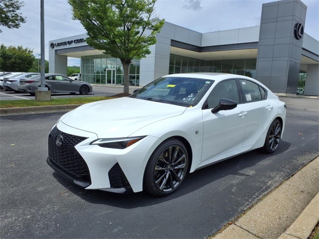 2025 Lexus IS 350 F SPORT photo 2