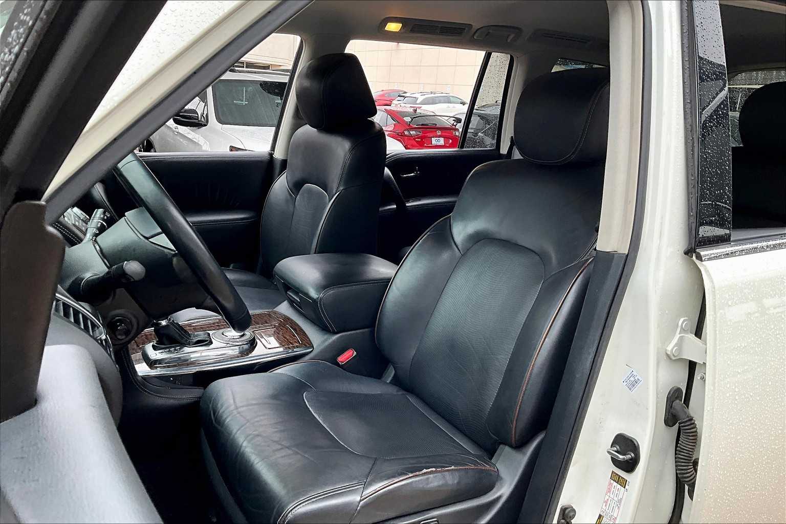 2017 Nissan Armada Platinum photo 7