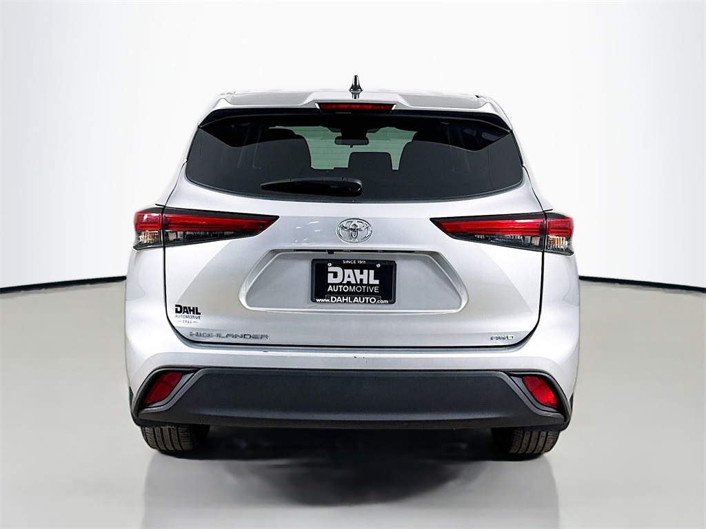 2023 Toyota Highlander L photo 15