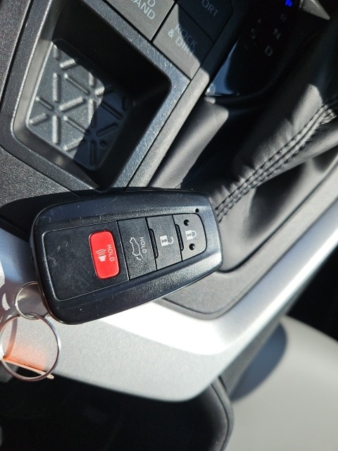 2024 Toyota RAV4 XLE Premium photo 43