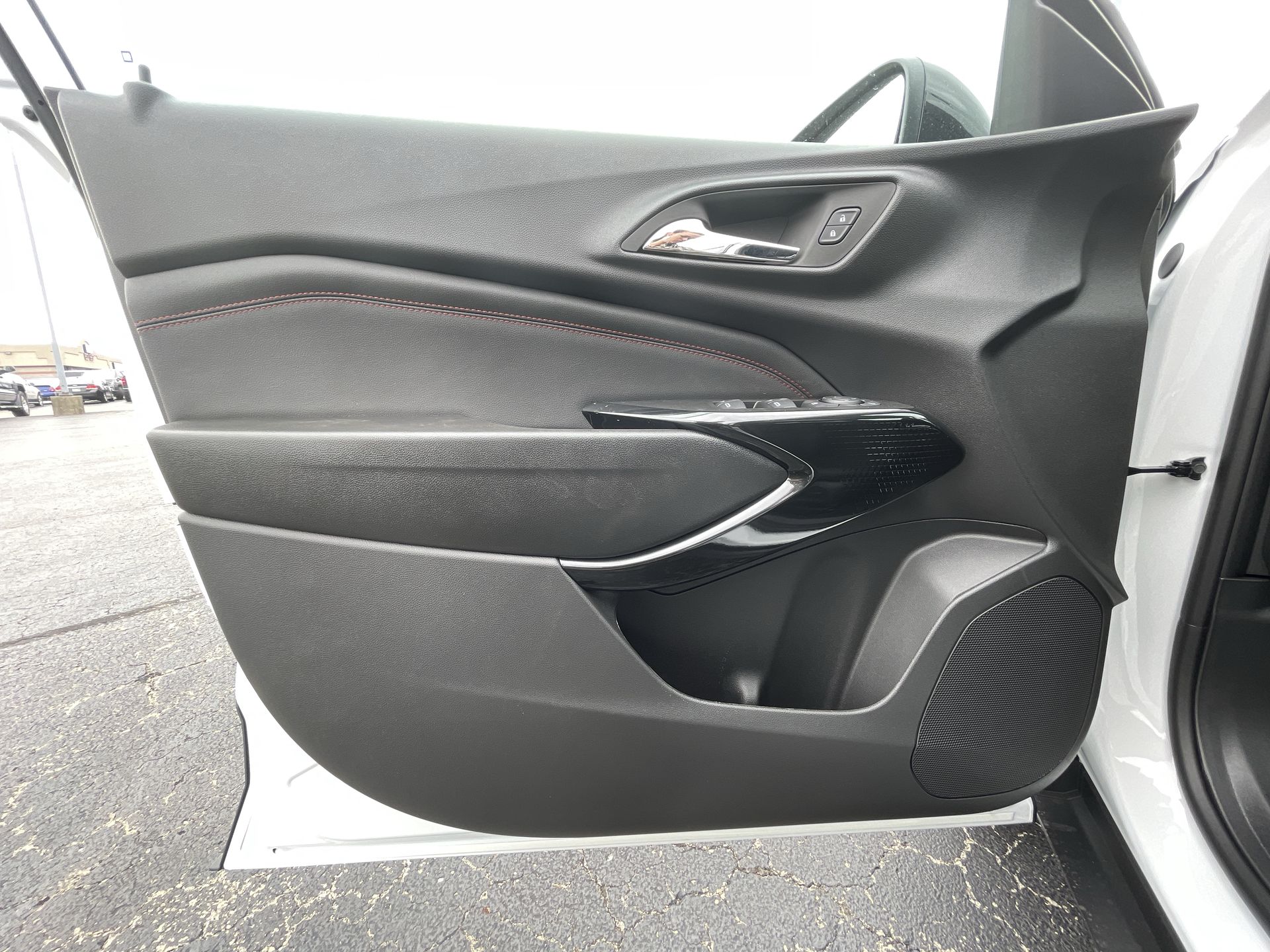 2025 Chevrolet Trax photo 53
