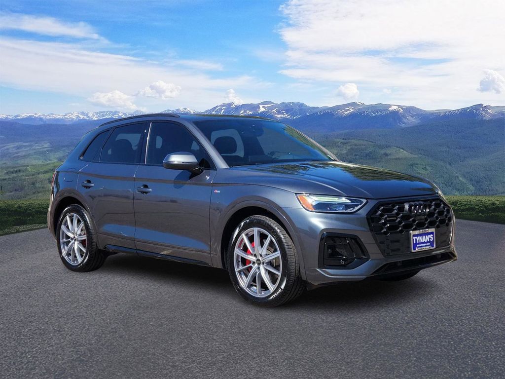 2024 Audi Q5 Premium Plus's photo