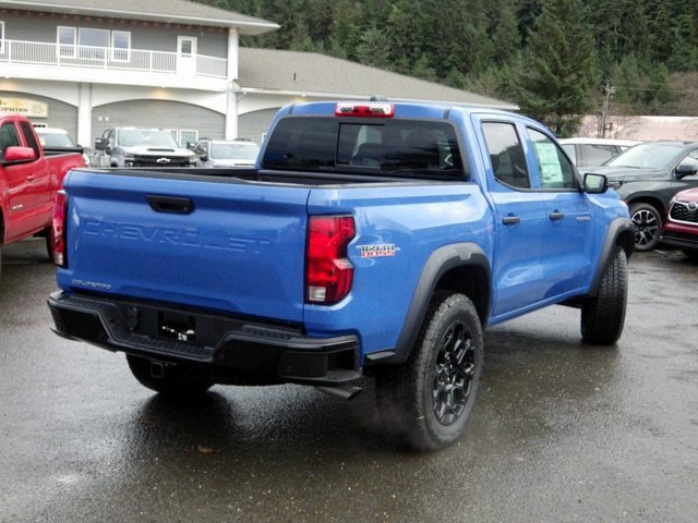 2026 Chevrolet Colorado Trail Boss photo 2