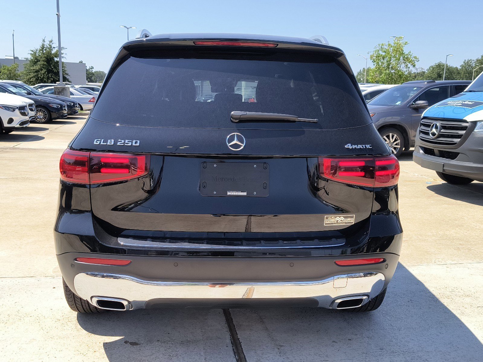 2024 Mercedes Benz GLB 250 photo 5
