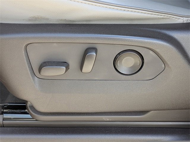 2022 Gmc Yukon XL SLT photo 23