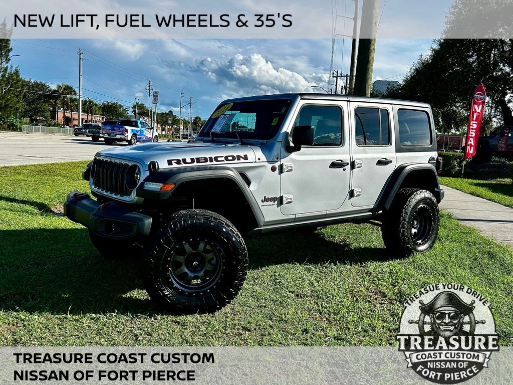 2024 Jeep Wrangler 4-Door Rubicon's photo