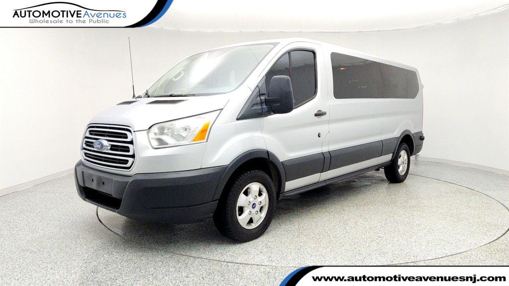 2018 Ford Transit Wagon XLT's photo