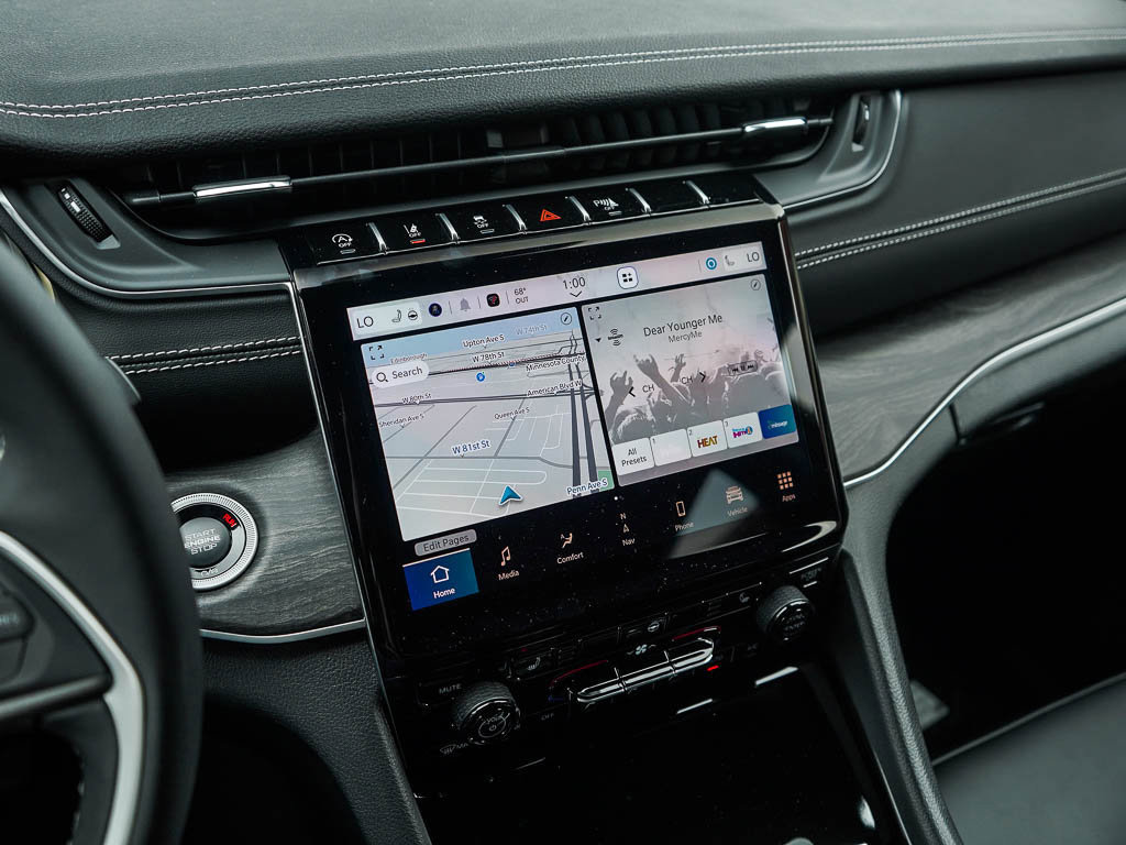2025 Jeep Grand Cherokee Limited photo 23