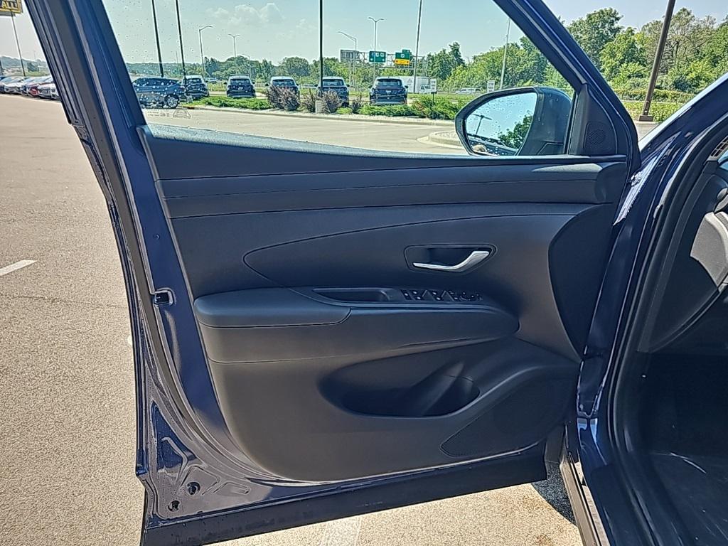 2025 Hyundai Tucson SEL Convenience photo 10
