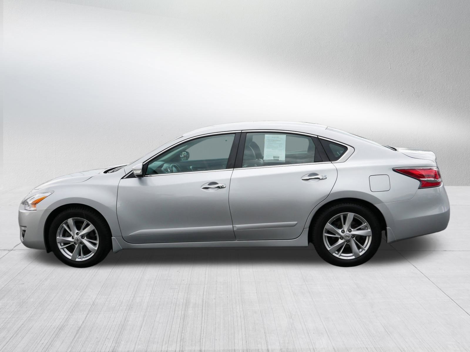 2015 Nissan Altima 2.5 SL photo 4