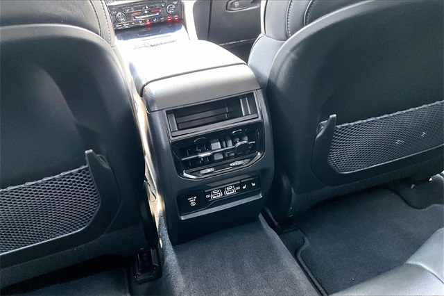 2022 Jeep Grand Cherokee Limited photo 25