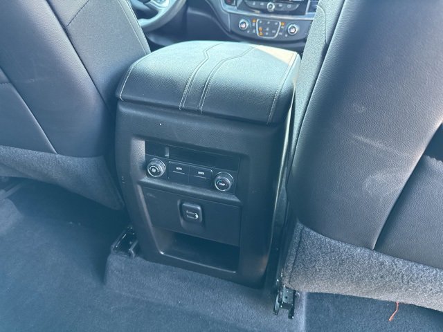 2022 Chevrolet Traverse Leather photo 13