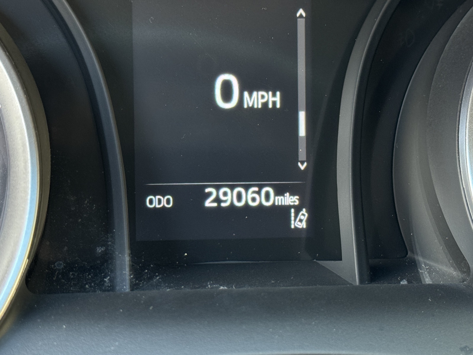 2024 Toyota Camry LE photo 3