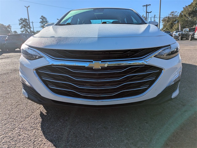 2024 Chevrolet Malibu LS photo 2