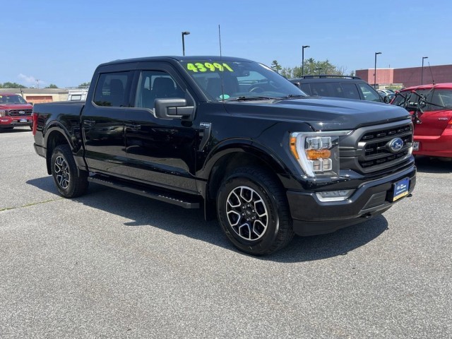2023 Ford F-150 XLT's photo