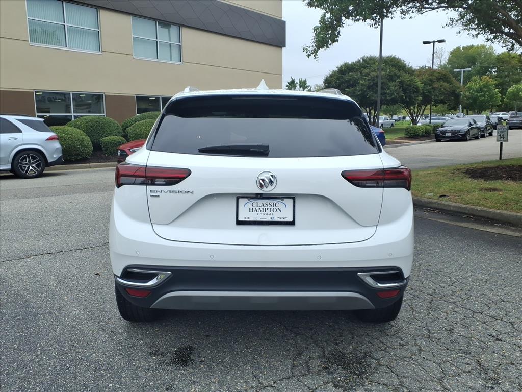 2023 Buick Envision Essence photo 8