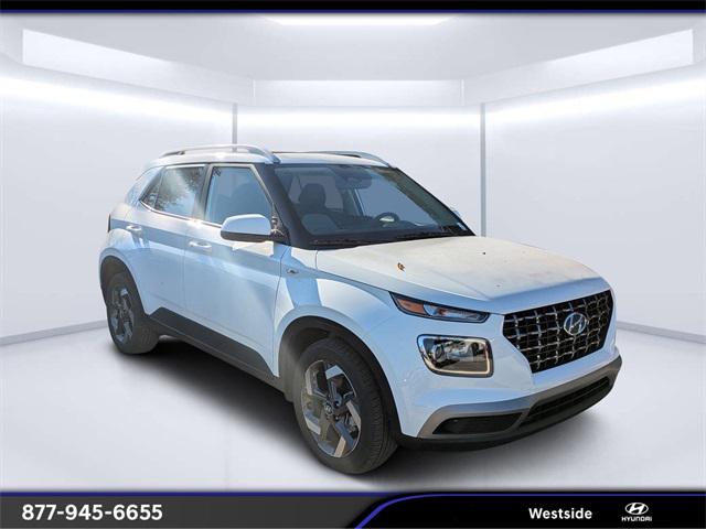 2026 Hyundai Venue SEL's photo