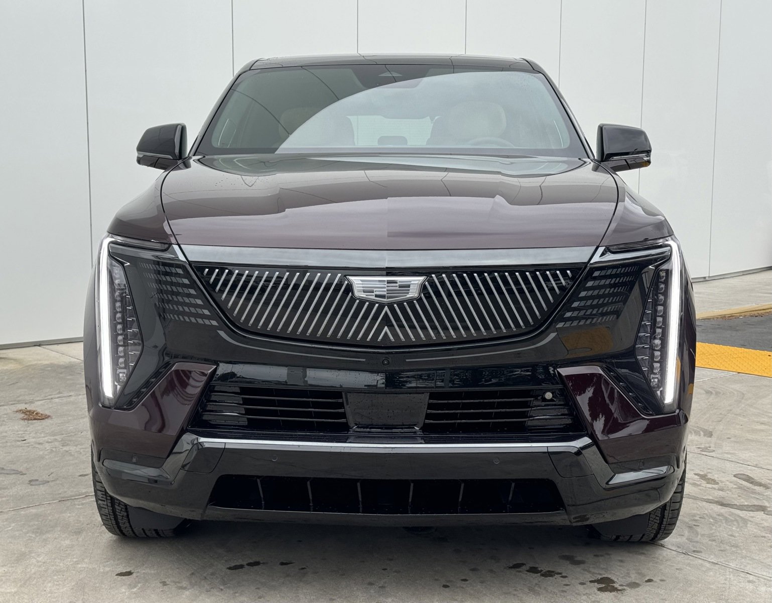 2025 Cadillac Escalade IQ Sport photo 2
