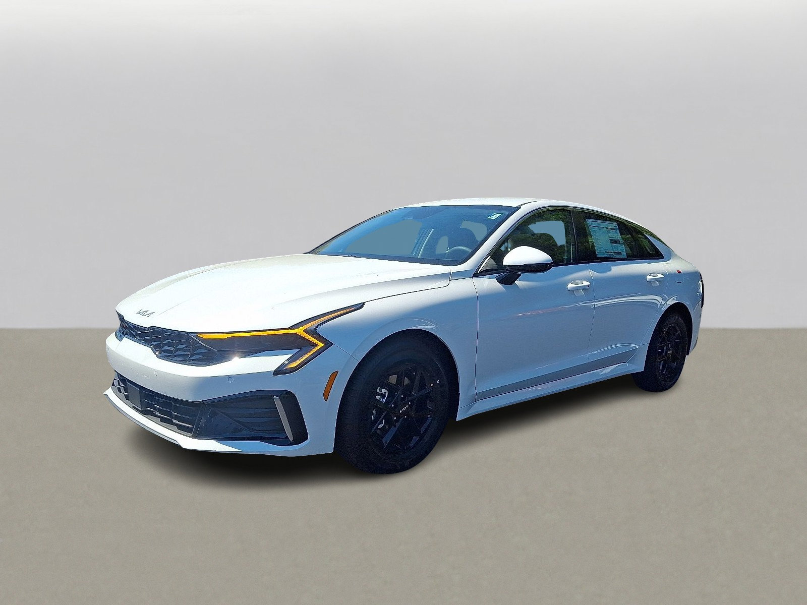 2026 Kia K5 LXS photo 2
