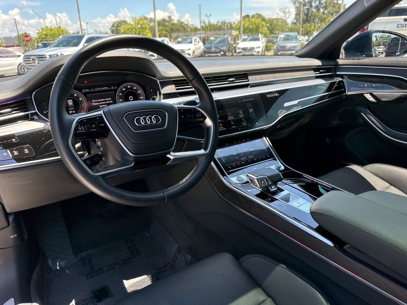 2023 Audi A8 L 55 TFSI Quattro photo 15