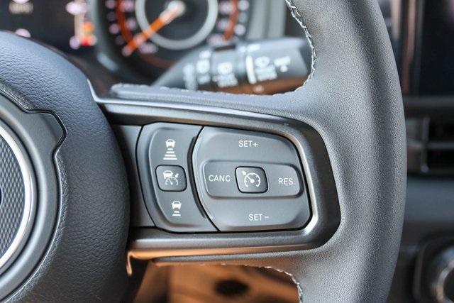 2025 Jeep Wrangler Rubicon X photo 26