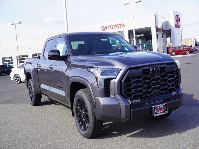 2025 Toyota Tundra Limited's photo