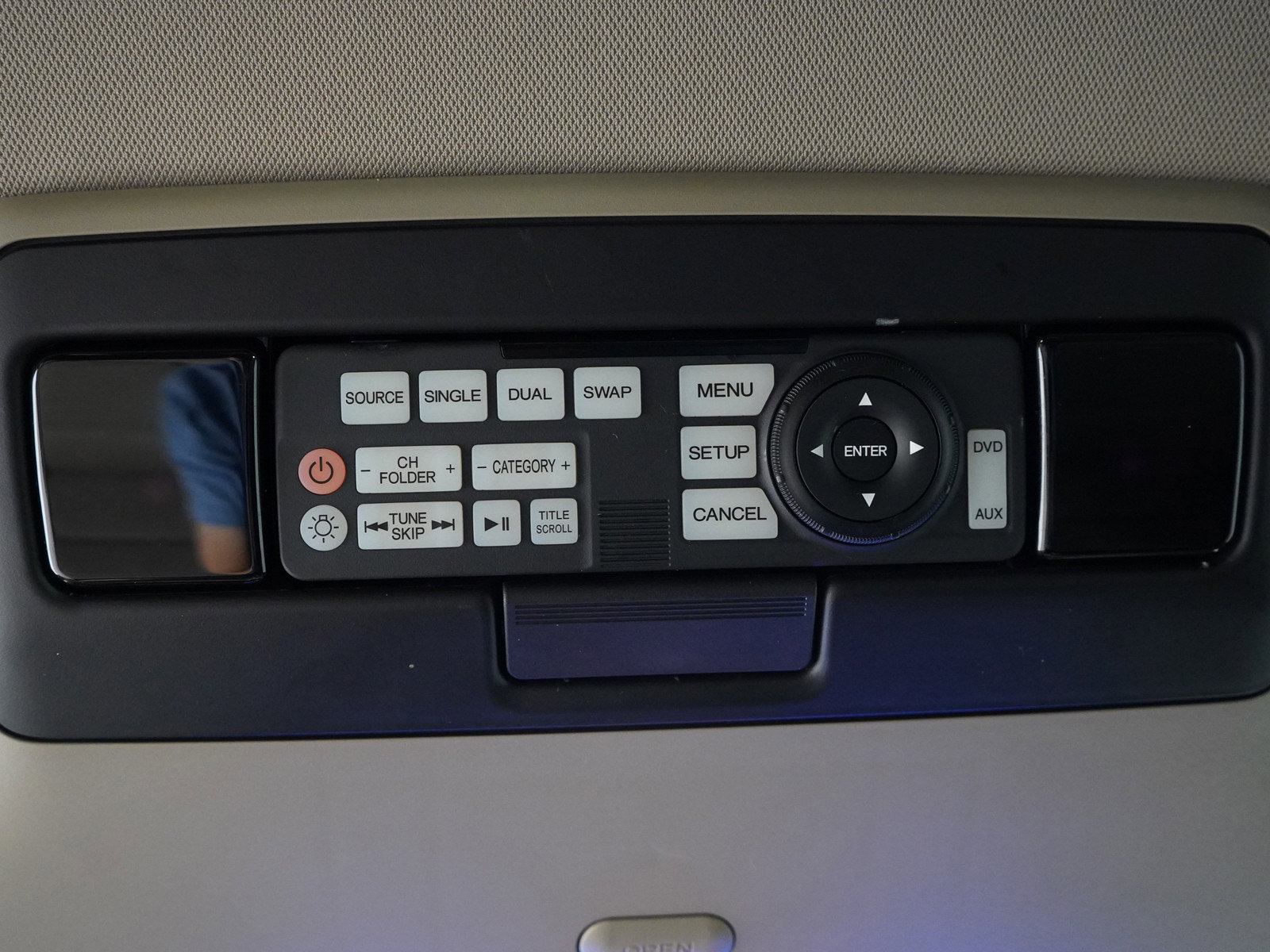 2017 Honda Odyssey Touring Elite photo 19