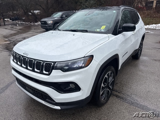 2023 Jeep Compass Limited's photo
