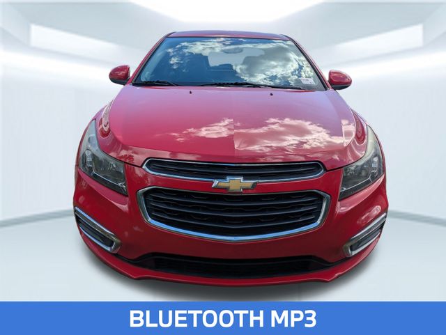 2016 Chevrolet Cruze photo 2