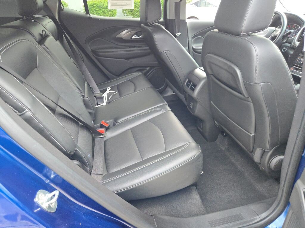 2023 Gmc Terrain SLT photo 3
