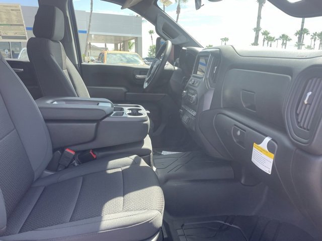 2026 Chevrolet Silverado 2500HD Custom photo 16