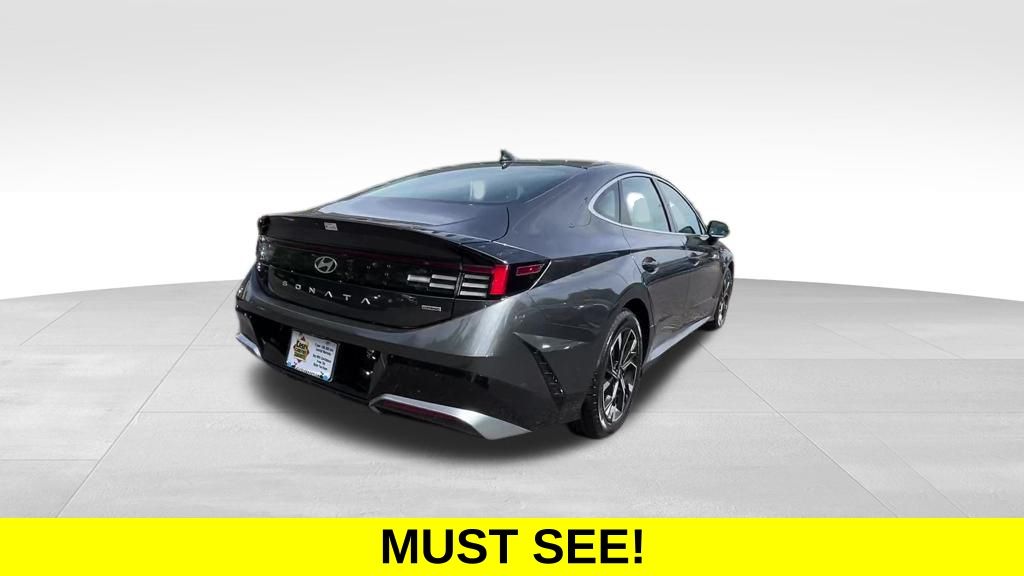 2024 Hyundai Sonata SEL photo 3