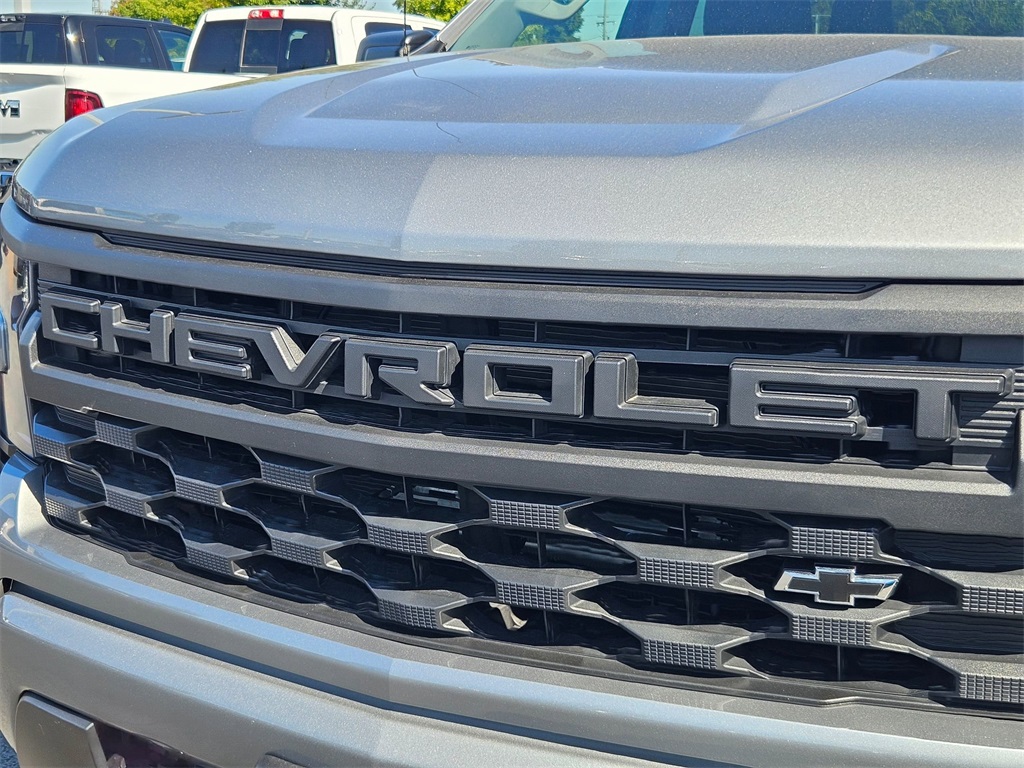 2024 Chevrolet Silverado 1500 Custom photo 26