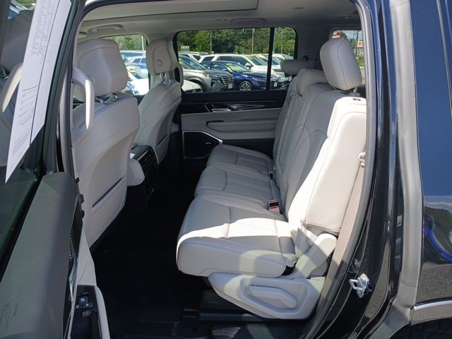 2022 Jeep Wagoneer Series I photo 10