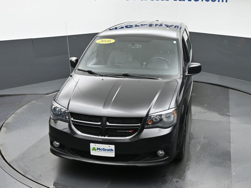 2016 Dodge Grand Caravan R/T photo 22