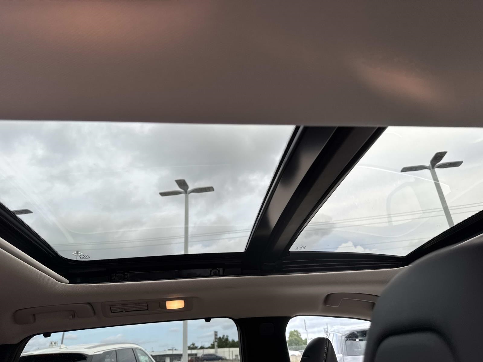 2024 Infiniti QX60 Luxe photo 11