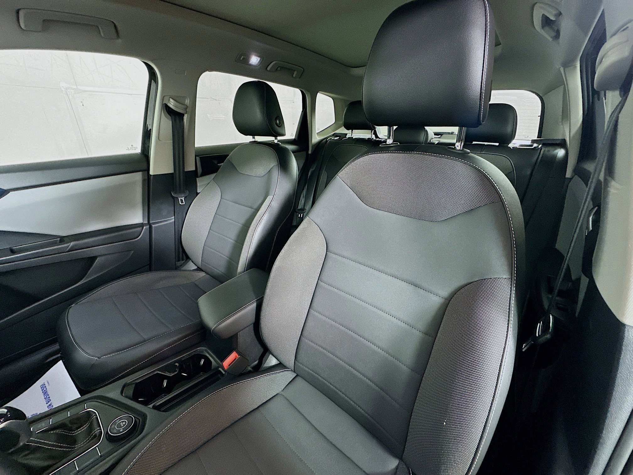 2022 Volkswagen Taos SE photo 19
