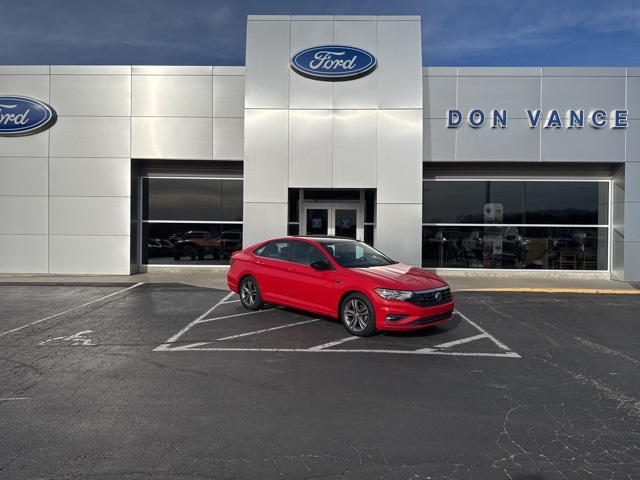 2020 Volkswagen Jetta R-Line's photo