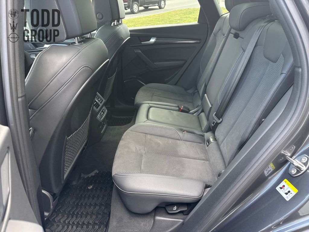 2022 Audi SQ5 Premium photo 18