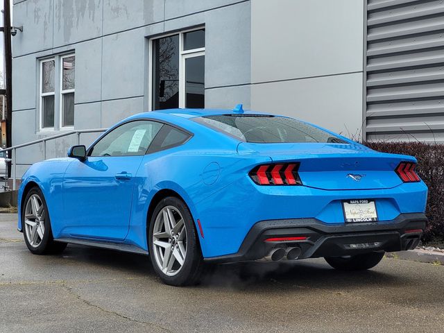 2024 Ford Mustang EcoBoost Premium photo 4