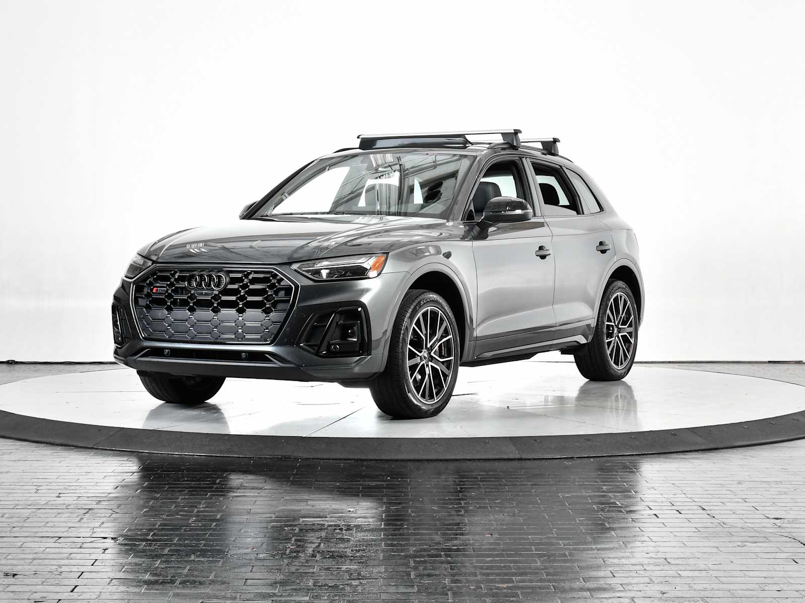 2022 Audi SQ5 Premium Plus