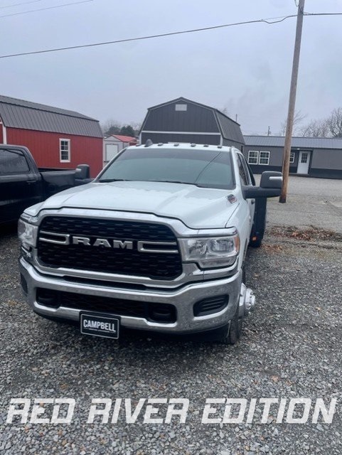 2024 RAM Ram 3500 Chassis Cab SLT's photo