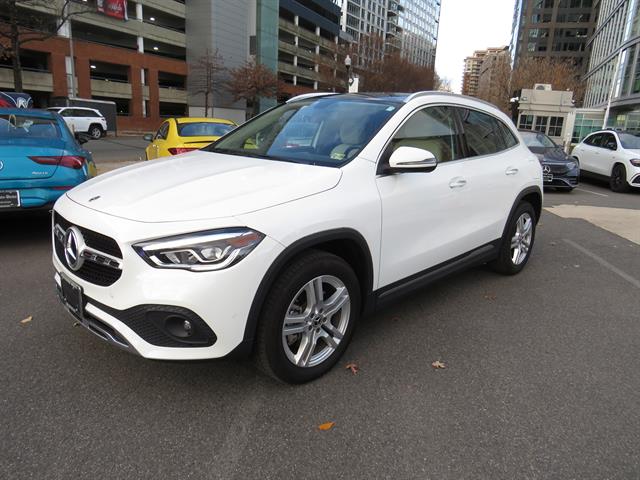 2023 Mercedes-Benz GLA Base's photo